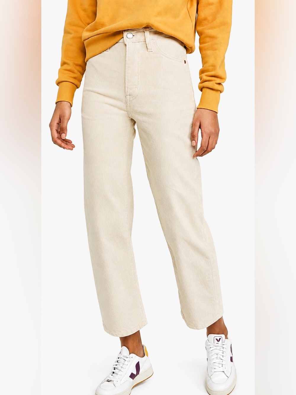Levi’s wedgie straight cream corduroy pants, size 29